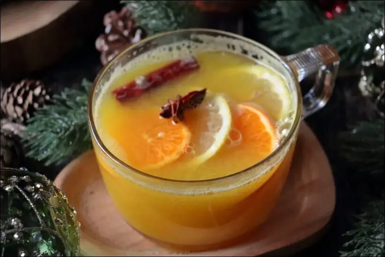 Jus d'orange chaud de Noël