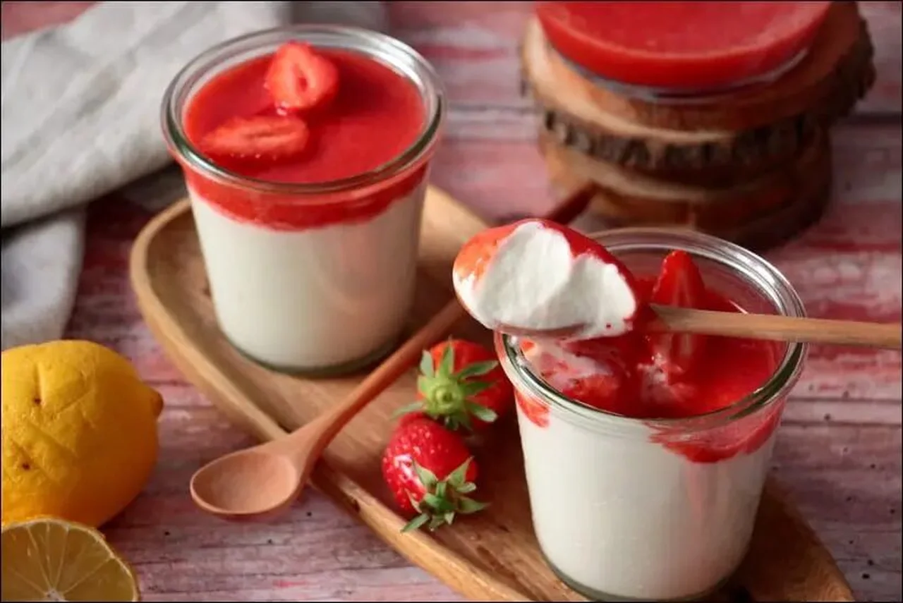 Mousse de fromage blanc aux fraises