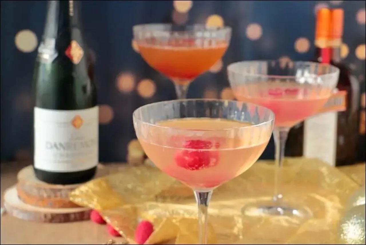 Soupe de champagne aux framboises
