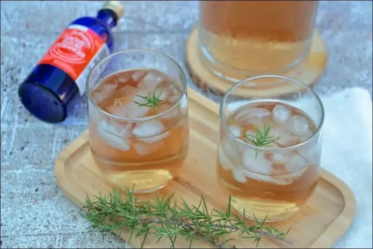 Tisane glacée romarin et eau de fleur d'oranger