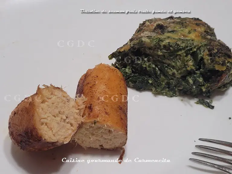 Roulé de saumon frais, gambas et truite fumée