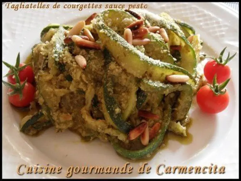 Tagliatelles de courgettes sauce pesto