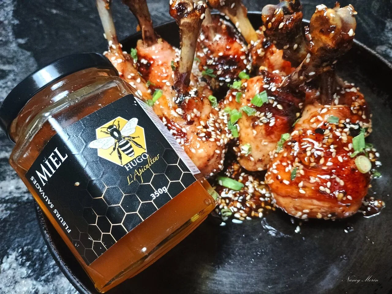 Pilons de poulet Lollipop au miel et à l'ail