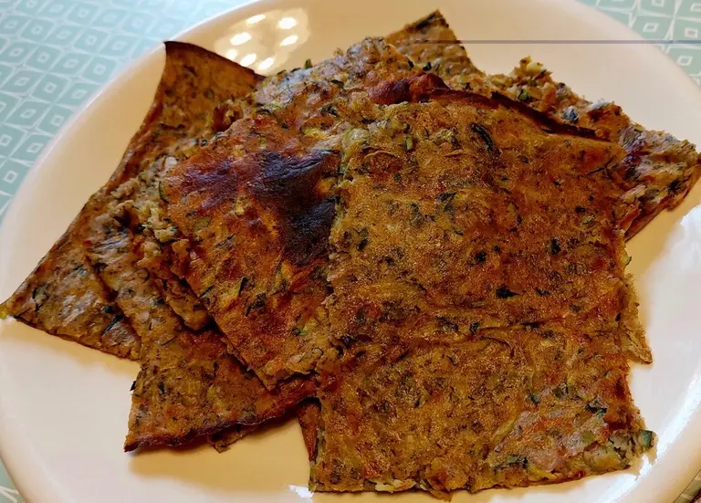 Farinata à la courgette et à la sauge
