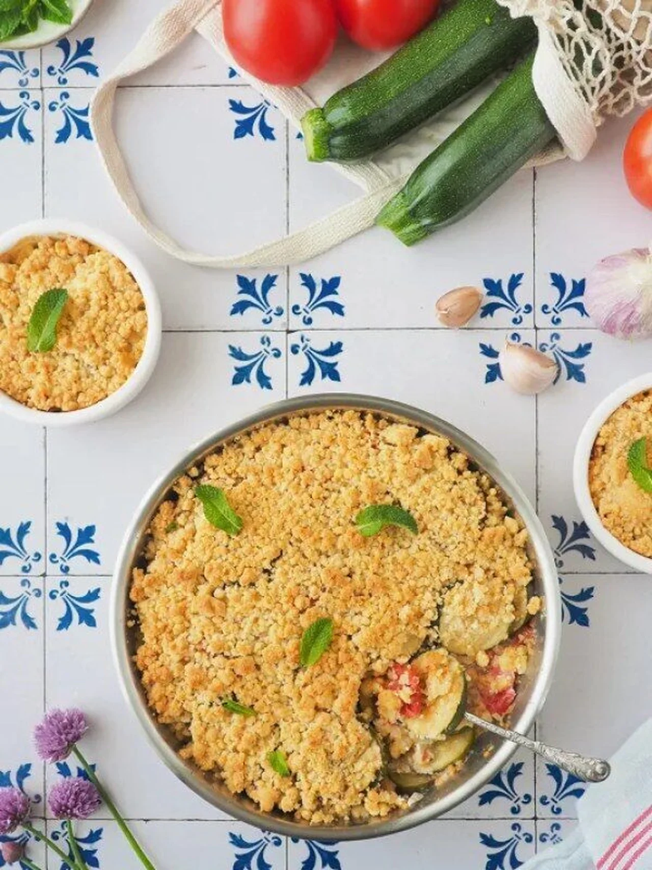 Crumble salé courgettes, tomates et chèvre