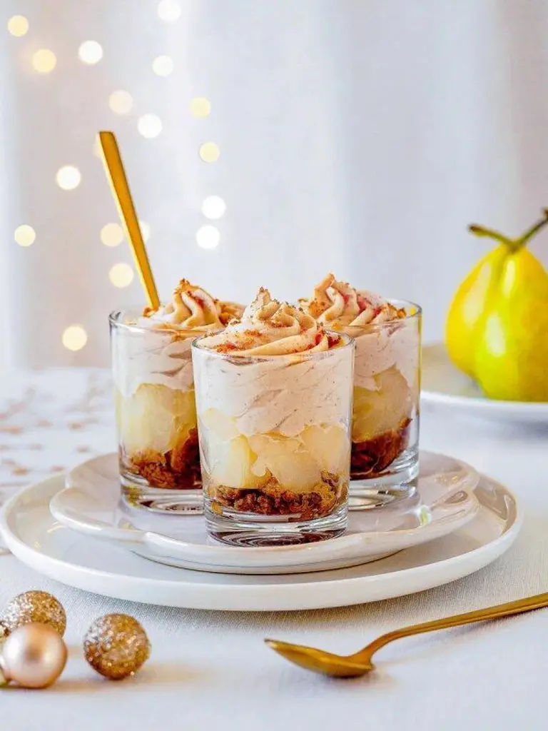 Verrines de Noël poire, marron et spéculoos