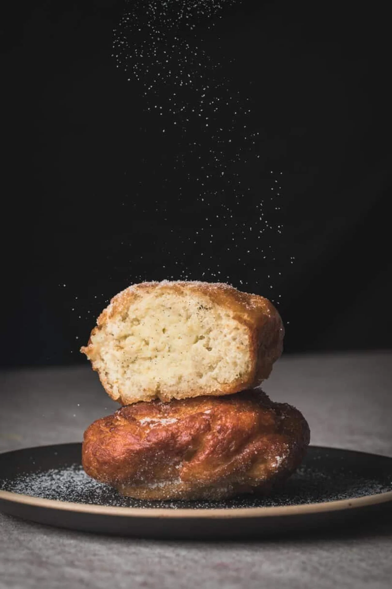 Beignets italiens à la crème pâtissière