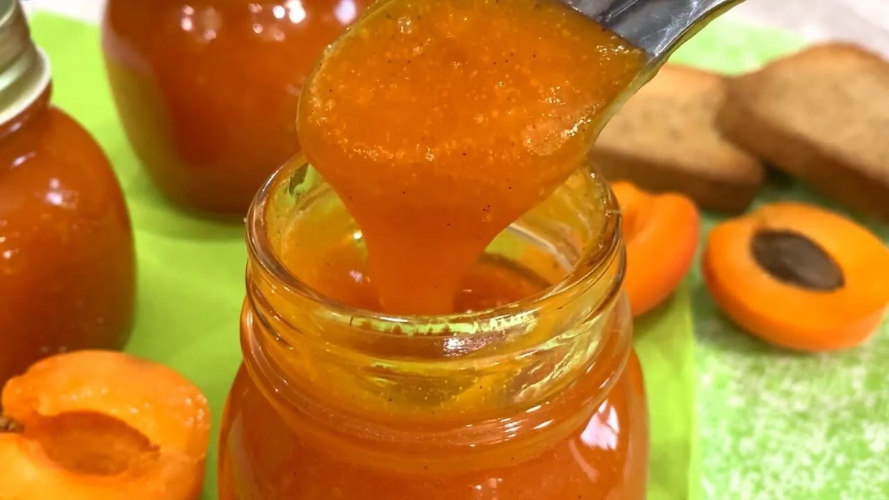 Confiture d'abricots maison