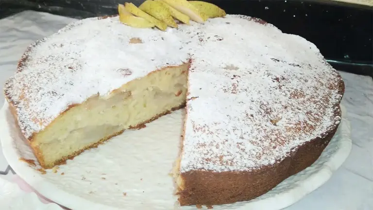 Gâteau aux poires moelleux
