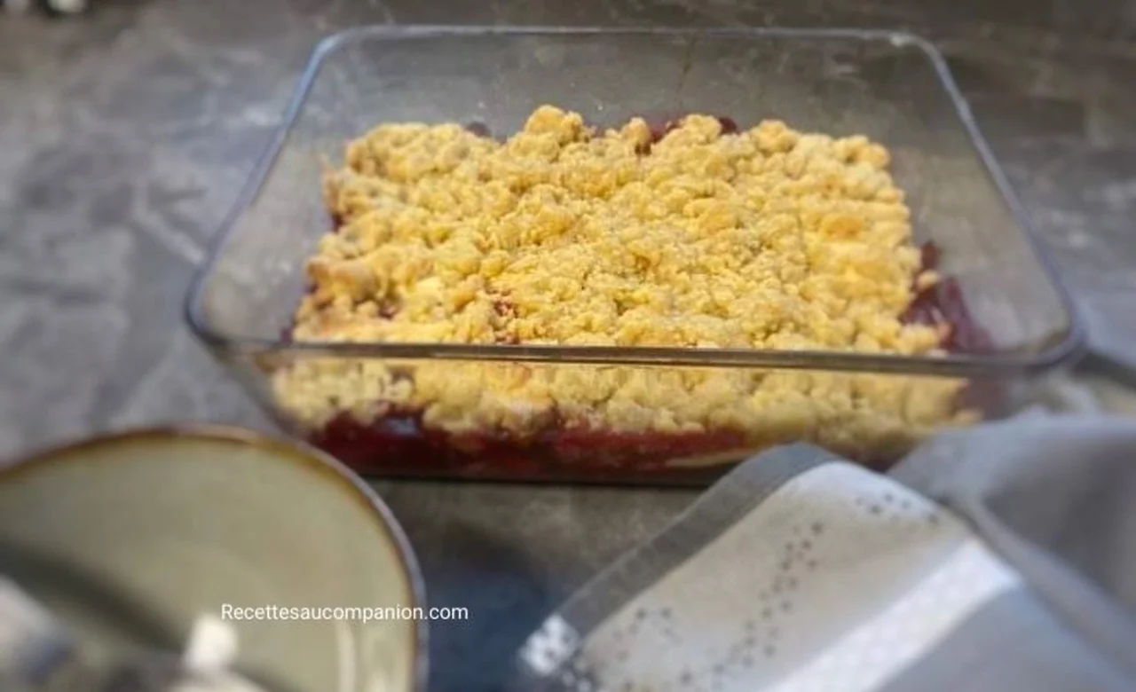Crumble aux fruits et chocolat blanc