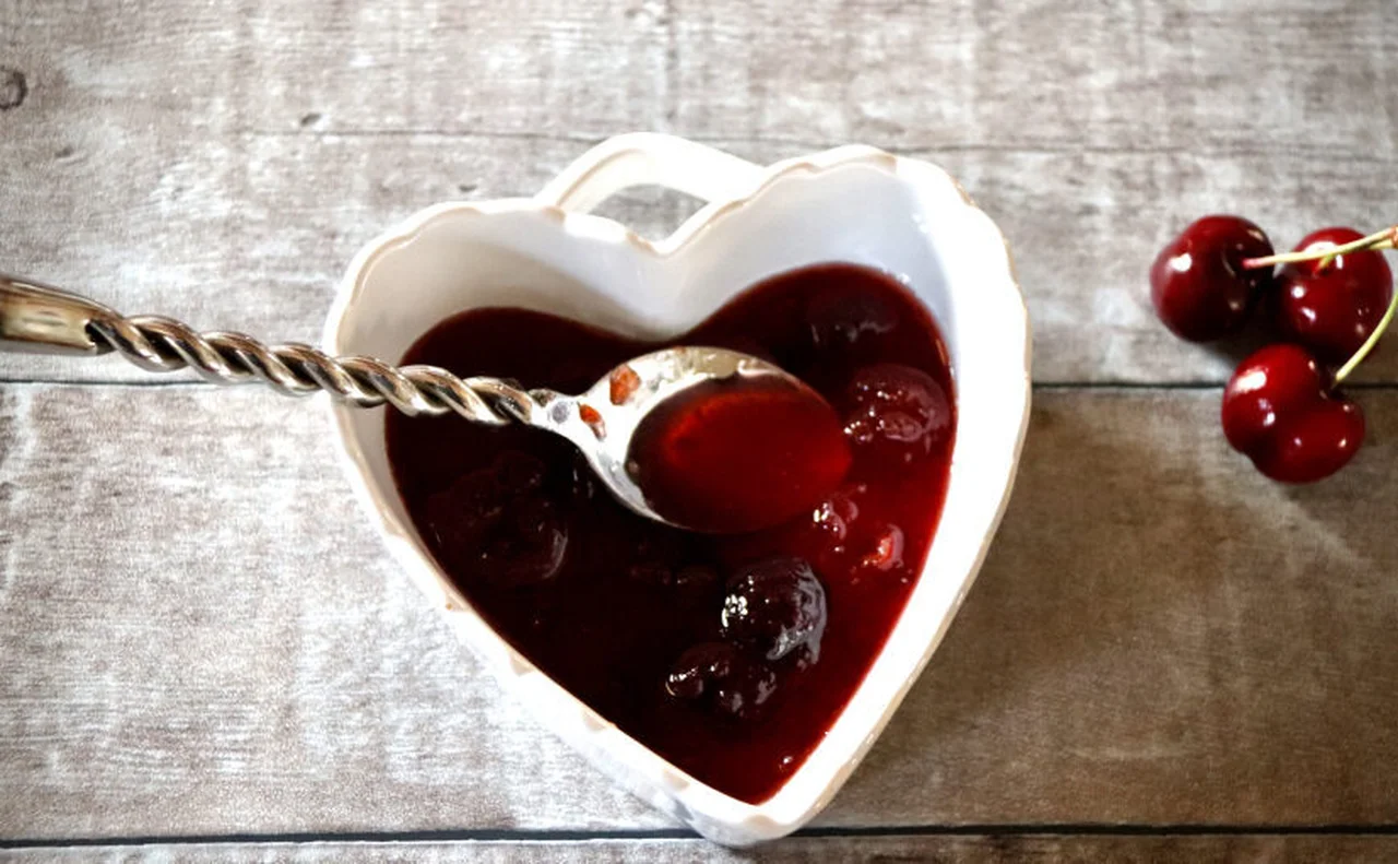 Confiture de cerises vanillée