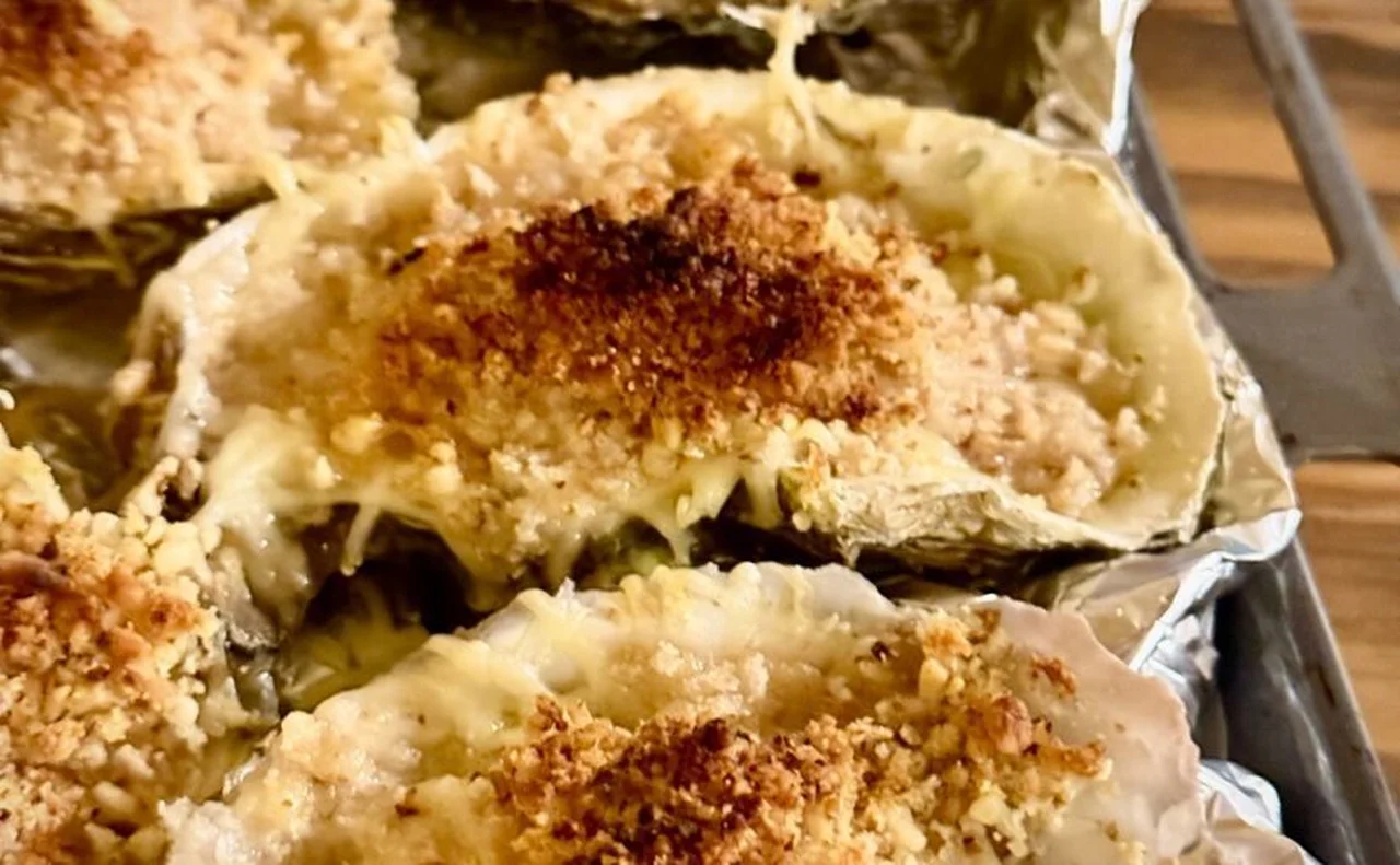 Huîtres gratinées aux oignons de Roscoff et noix