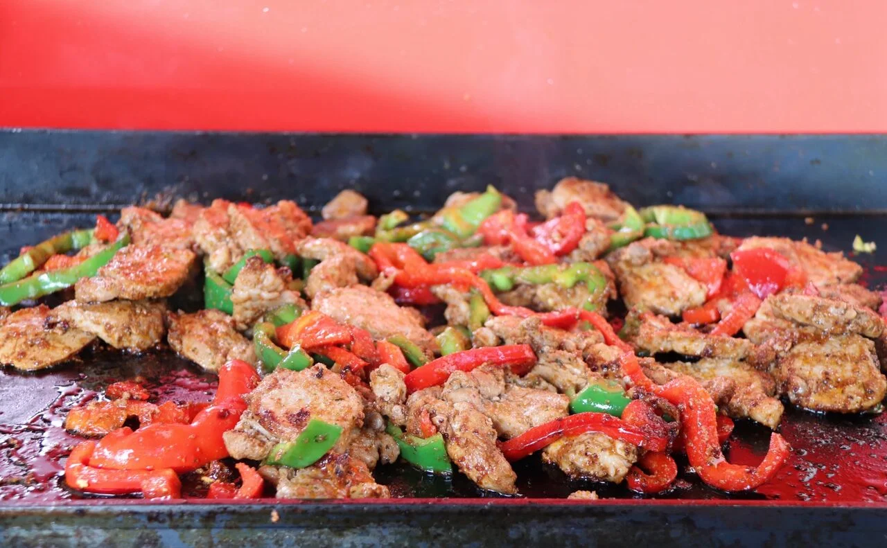 Plancha de filet mignon et poivrons