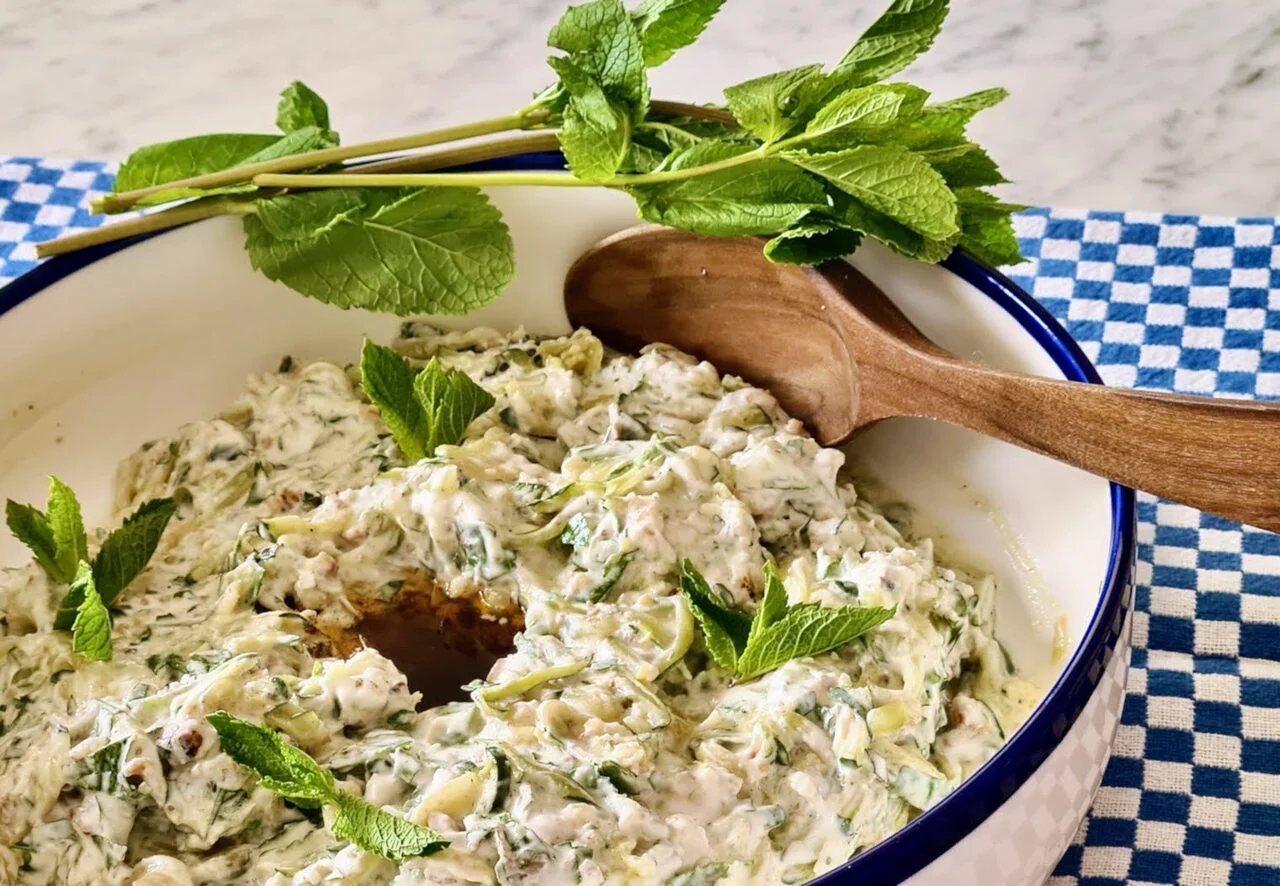 Courgettes au yaourt et aux noix