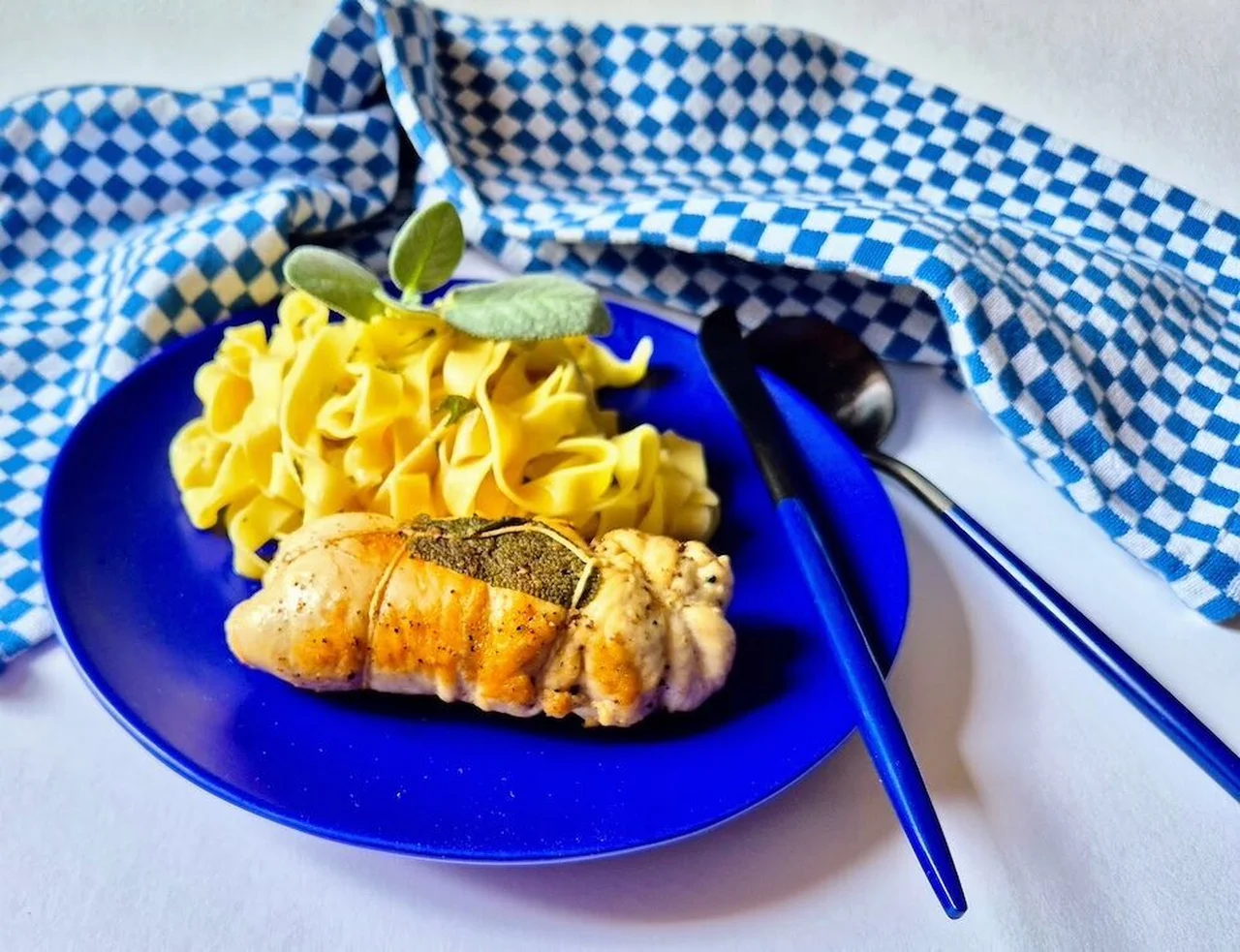 Paupiettes de poulet à la sauge