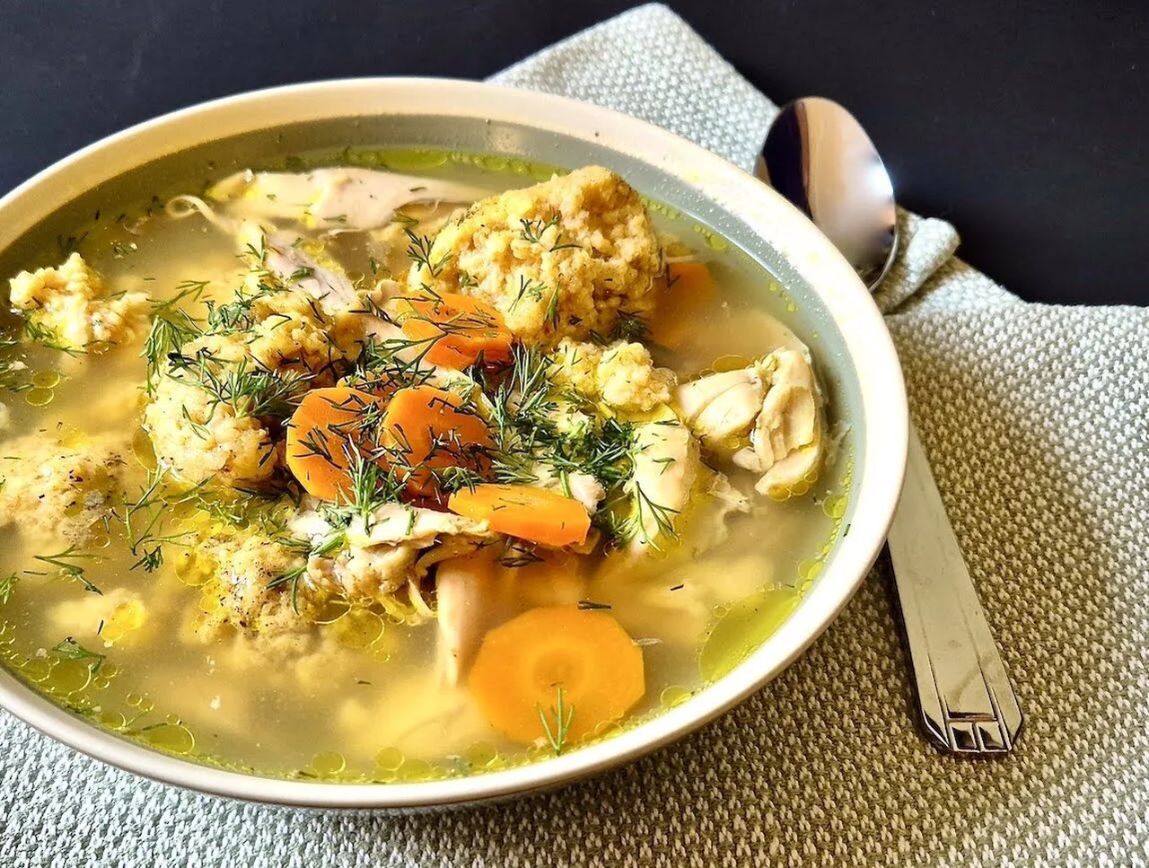 Soupe aux boulettes de matzo