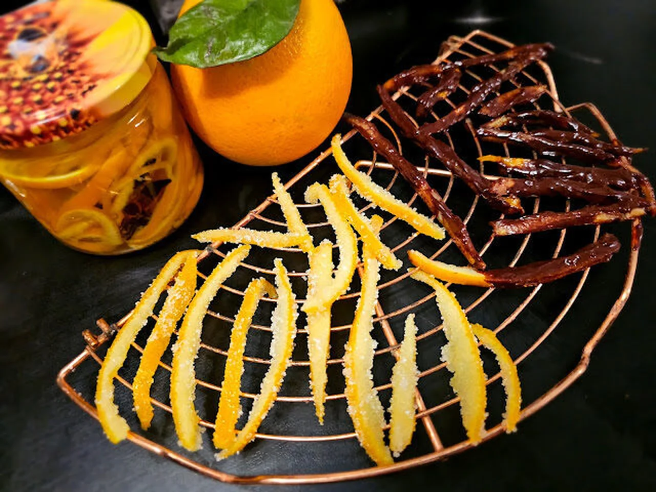 Écorces d'oranges confites