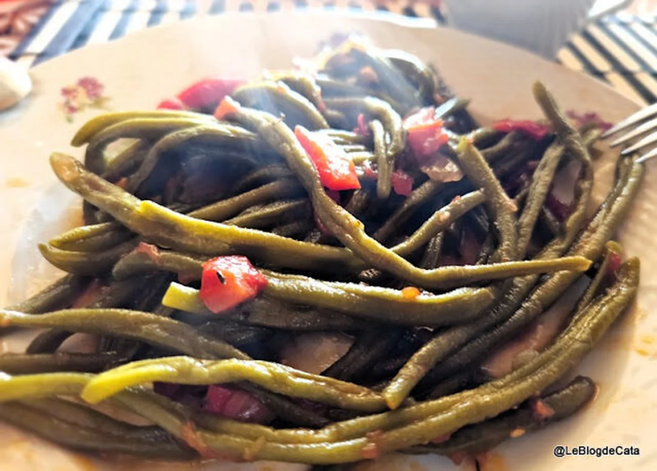 Haricots verts aux tomates et poivron rouge