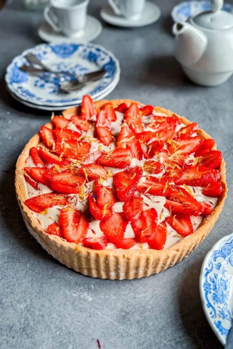 Tarte végétale aux fraises sans gluten