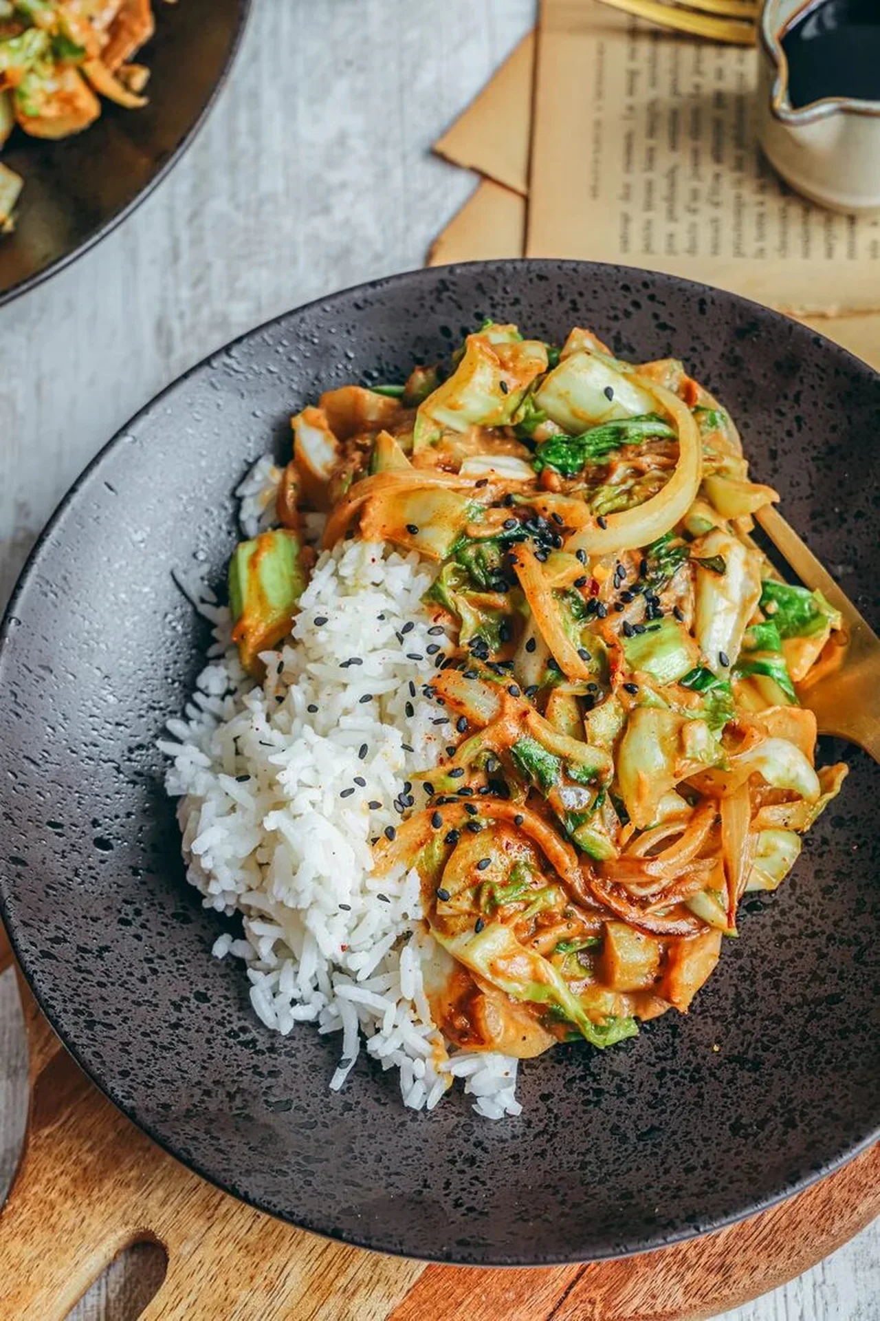 Wok de feuilles de chou-fleur