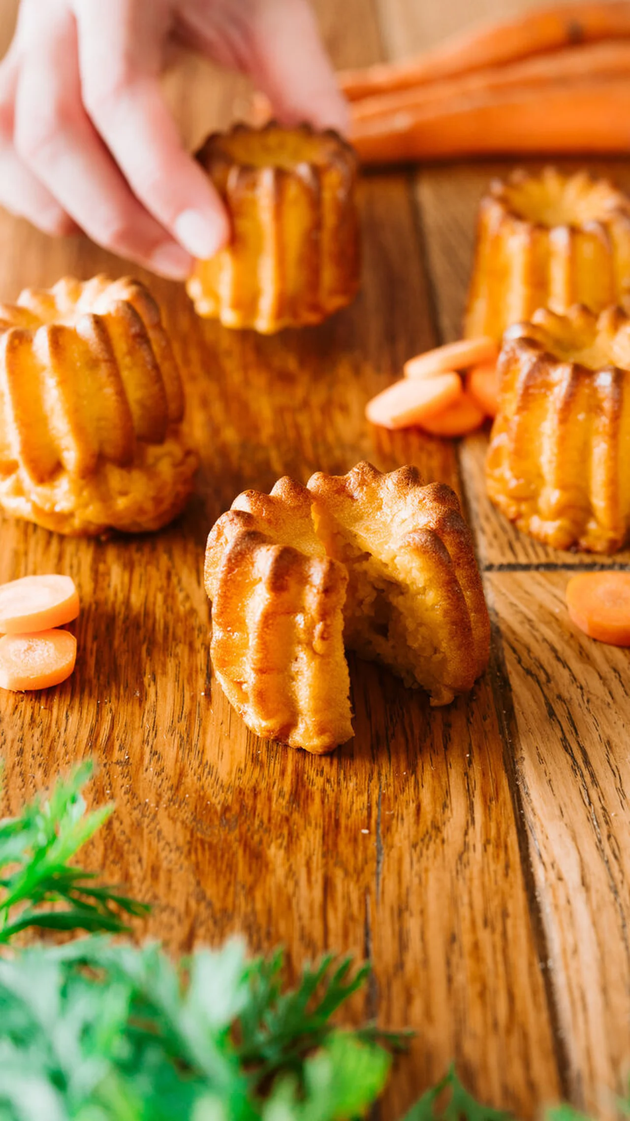 Cannelés à la carotte