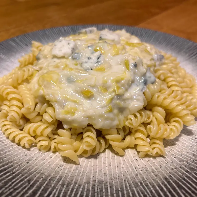 Pâtes fondue de poireaux et gorgonzola