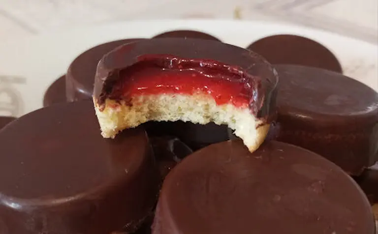 Petites bouchées à la fraise façon Pim's