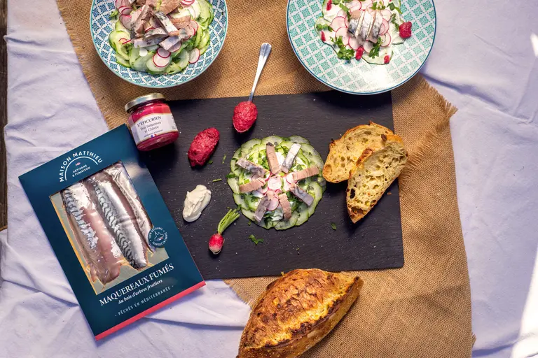 Salade de maquereaux fumés et concombre