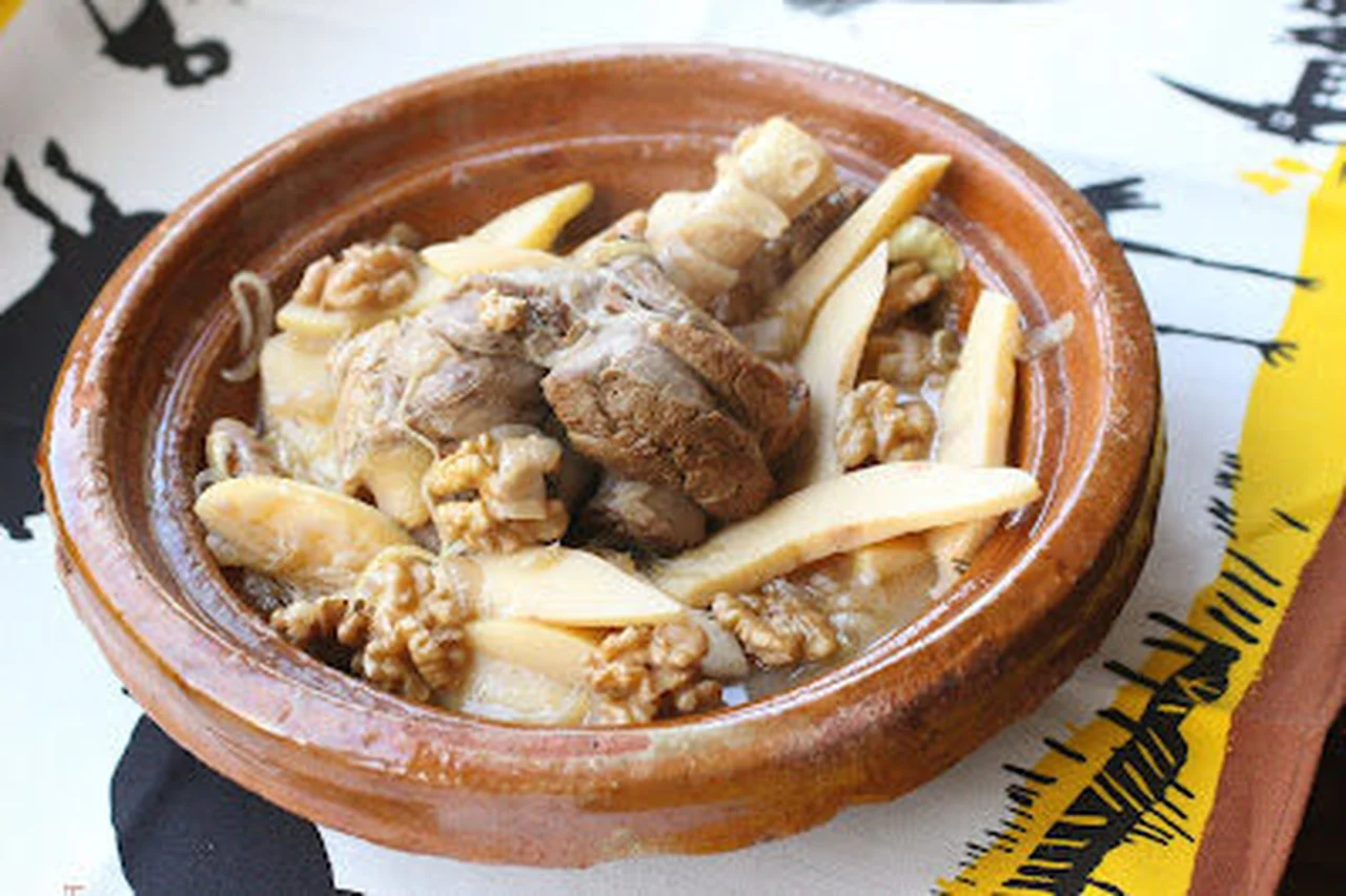 Souris d'agneau aux coings et aux noix