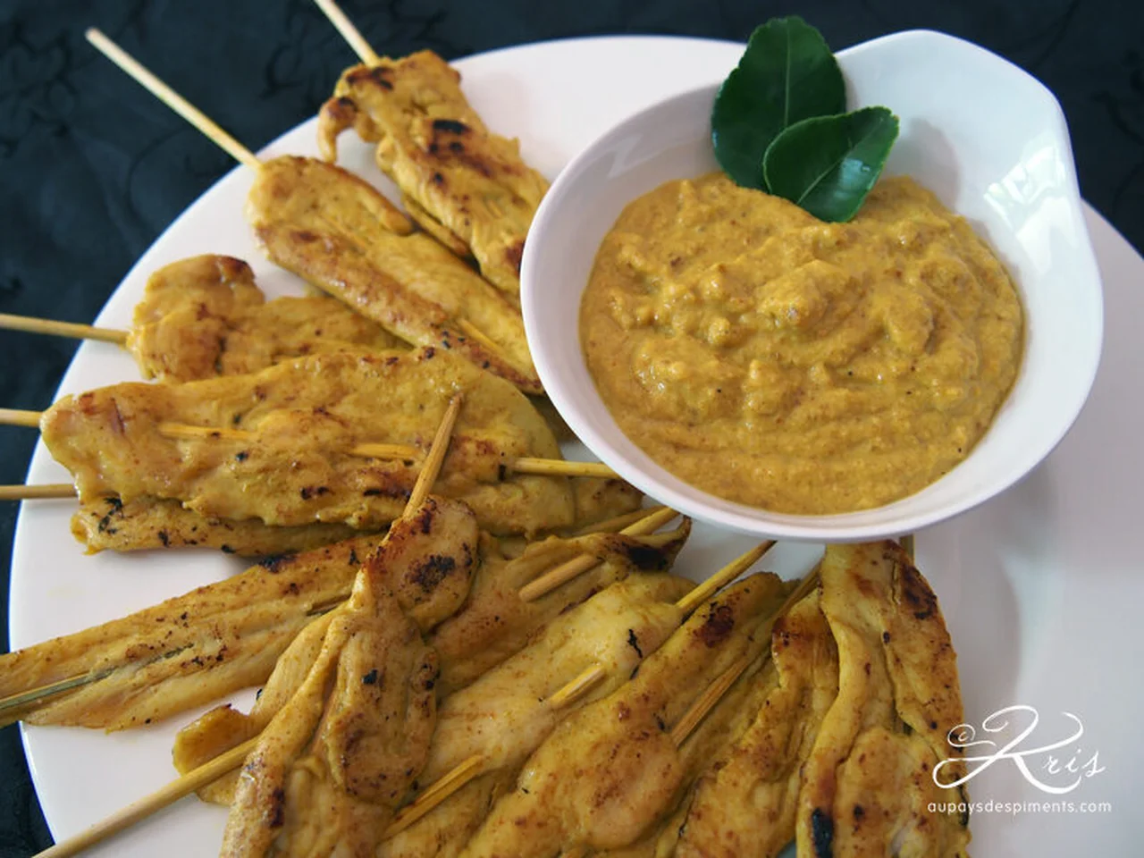 Brochettes de poulet satay sauce cacahuètes
