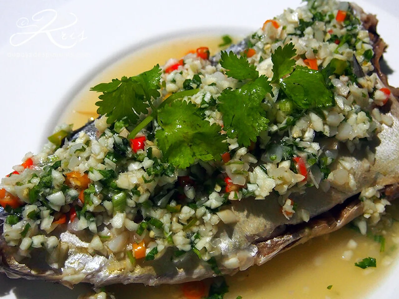 Poisson vapeur au citron vert et à l'ail