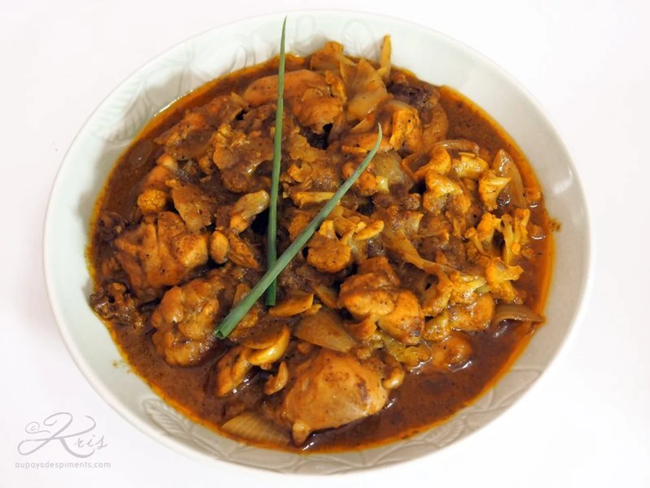 Poulet et chou-fleur, sauce curry