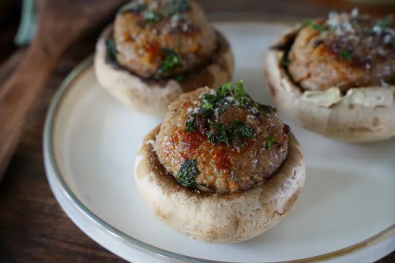 Champignons farcis à la viande