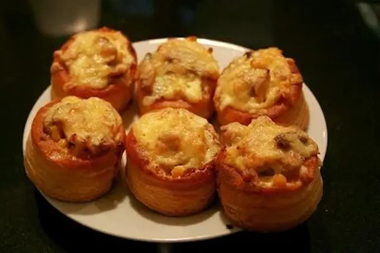 Vol-au-vent aux soles et champignons sauce vin blanc