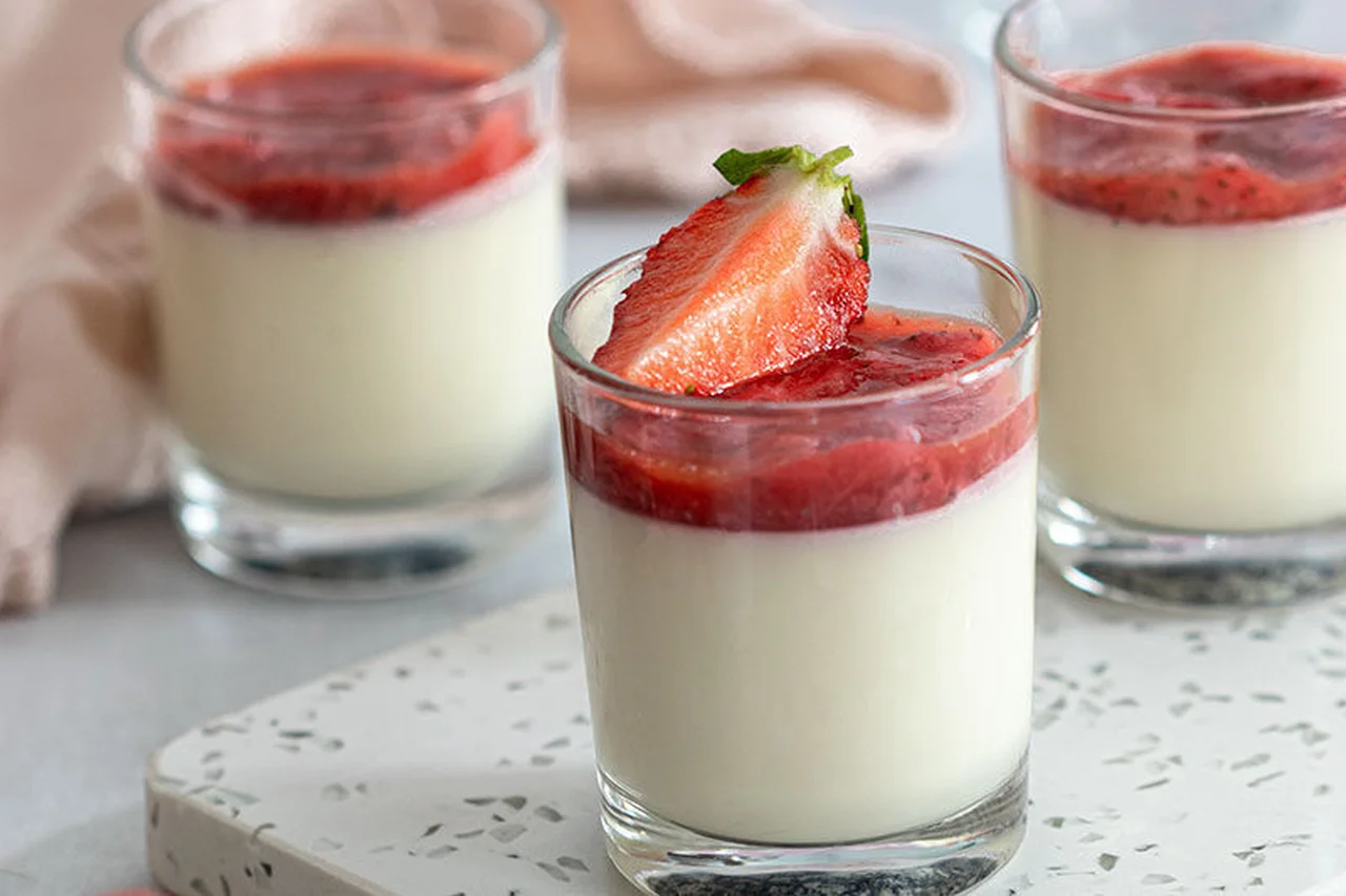 Panna cotta aux fraises