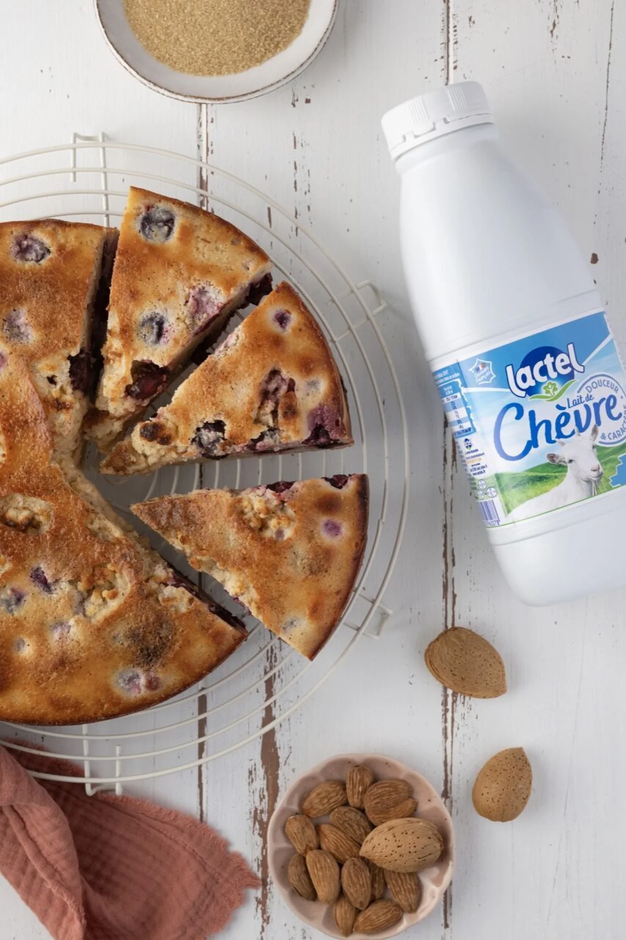 Clafoutis aux griottes et lait de chèvre