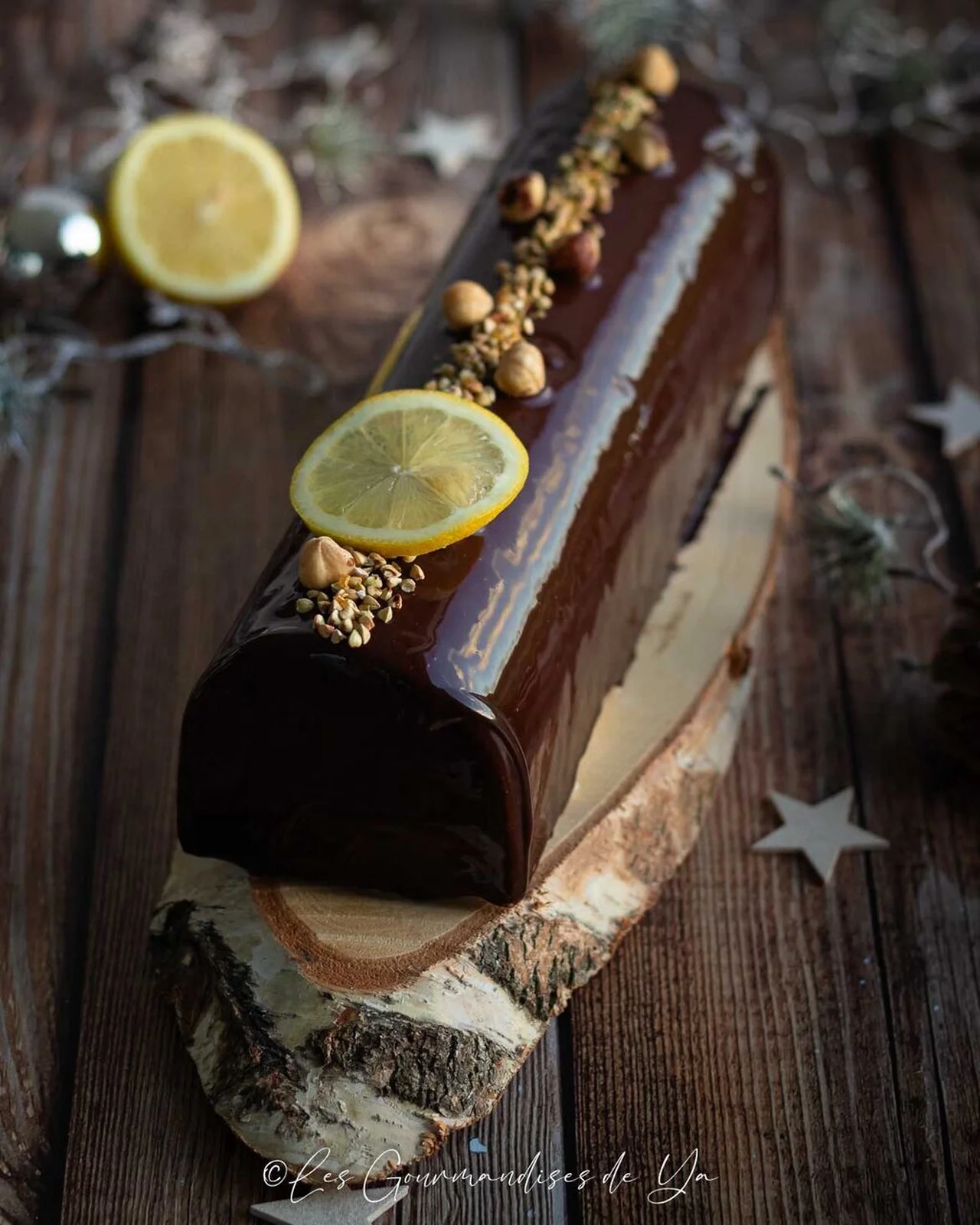Bûche citron, praliné, sarrasin et chocolat