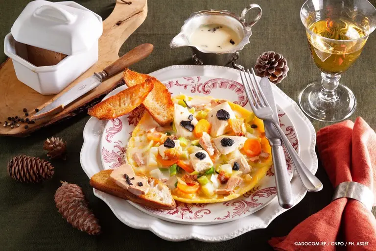 Omelette béarnaise façon poule au pot truffée