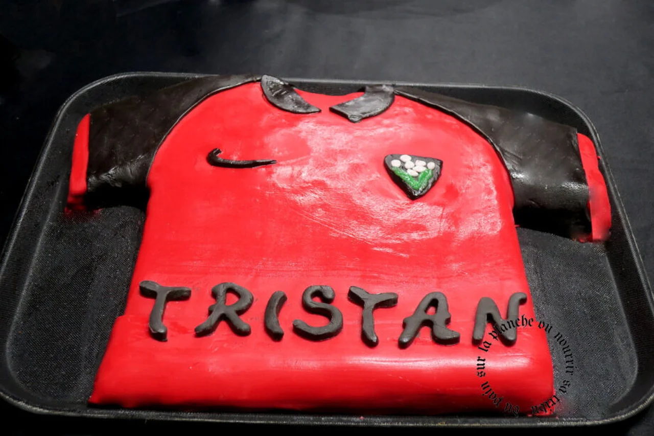 Gâteau d'anniversaire maillot rugby Toulon