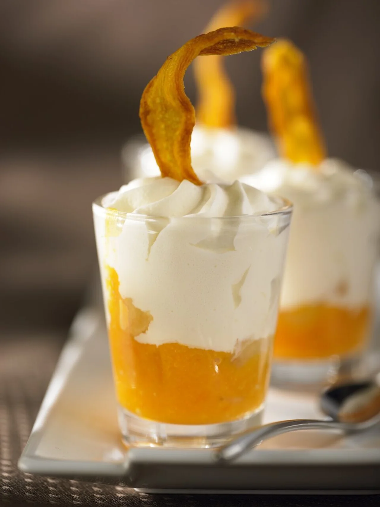 Verrine chèvre frais, carottes confites, ananas rôti