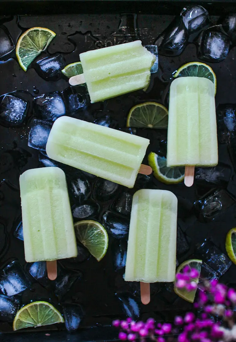 Glaces à l'eau au melon vert