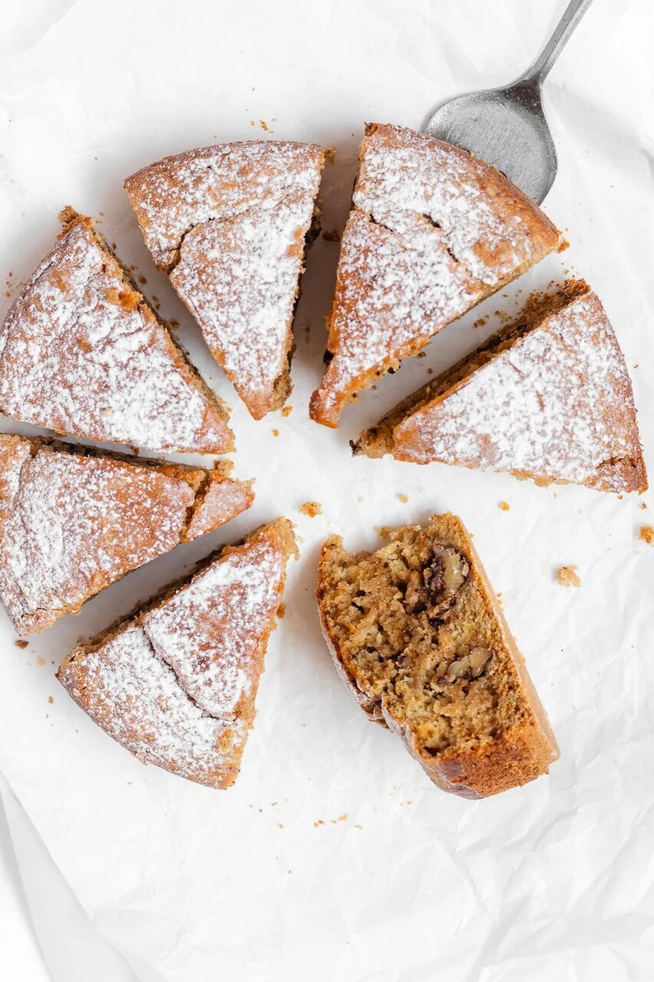 Gâteau aux noix et aux épices
