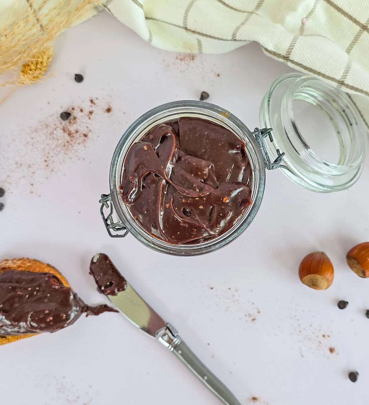 Pâte à tartiner chocolat noir praliné