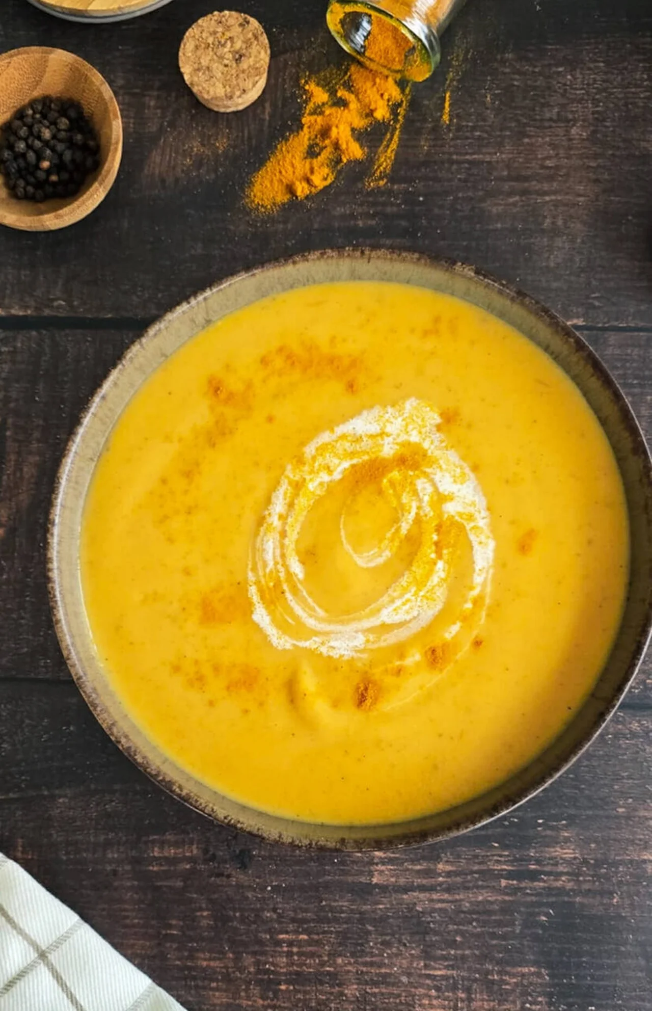 Soupe aux pommes de terre et carottes