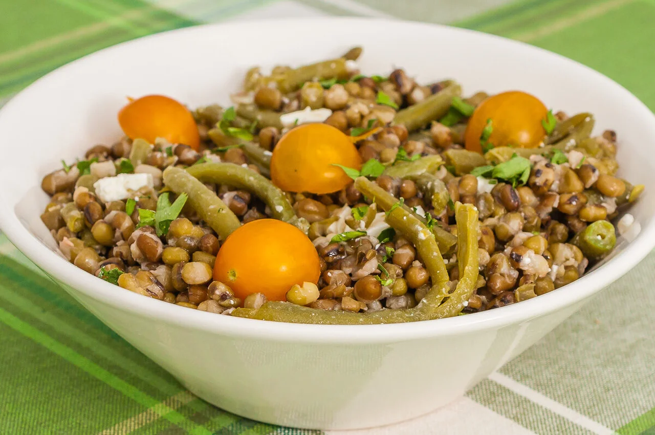Salade de haricots secs, haricots verts et feta