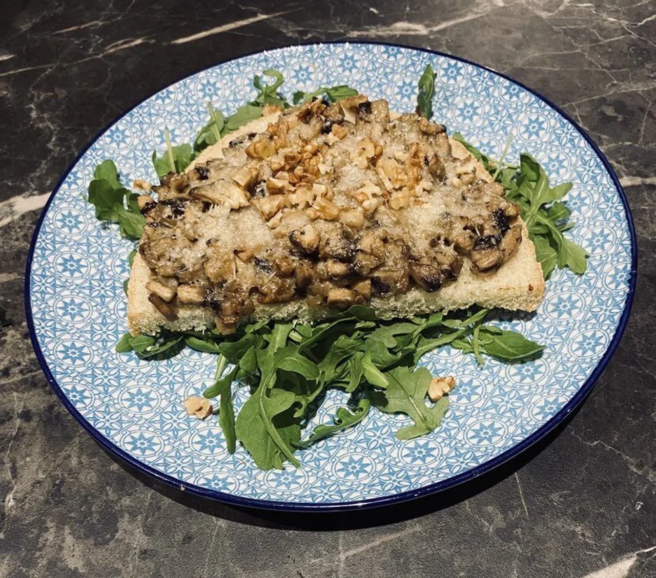 Bruschetta aux champignons