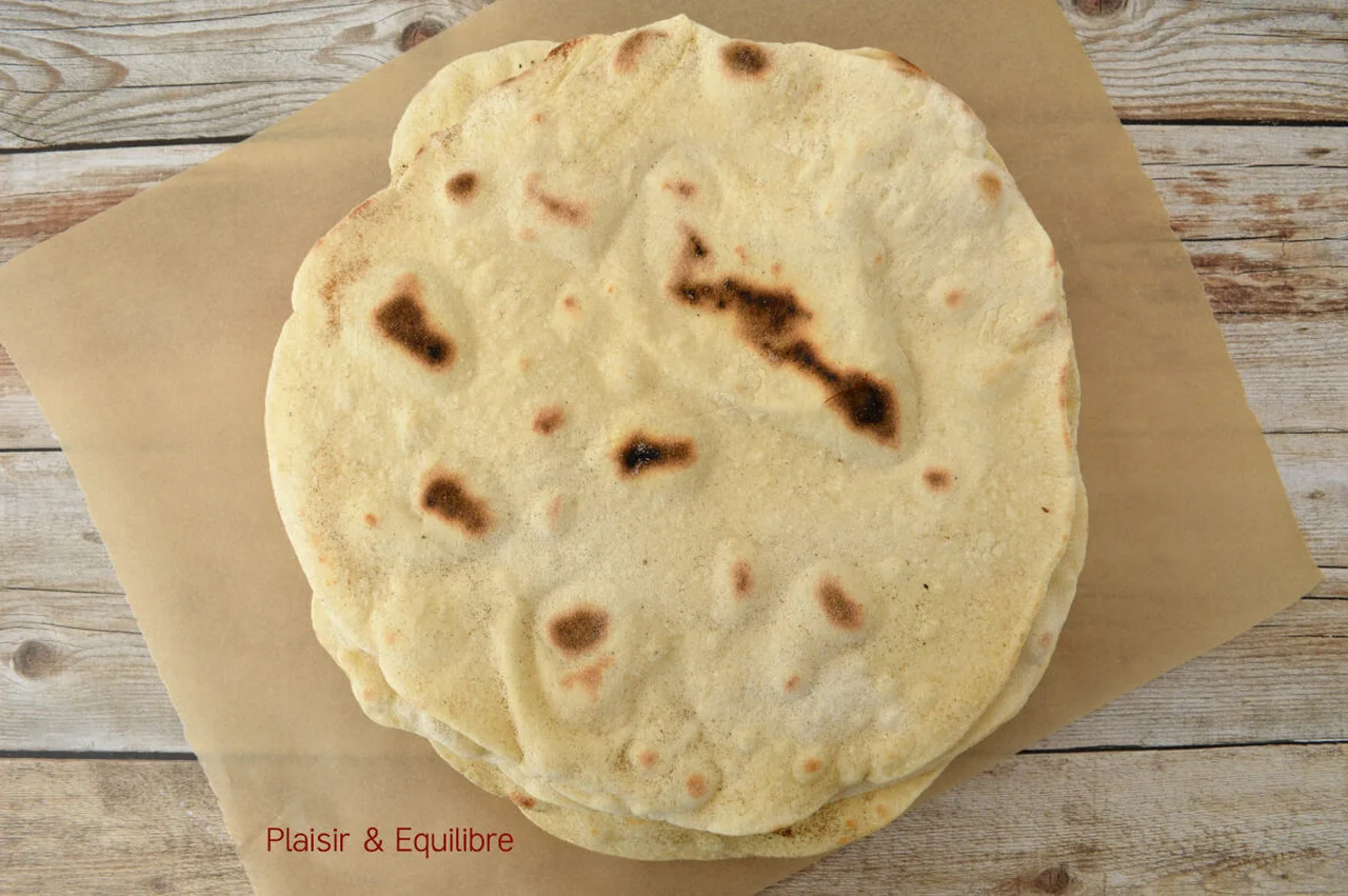 Pain libanais (pain pita) cuit à la poêle