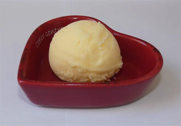 Crème glacée à la fleur d'oranger