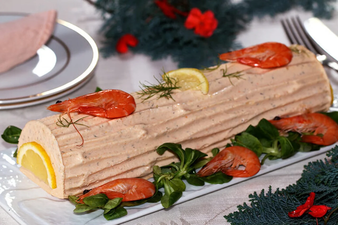 Bûche au saumon et crevettes roses