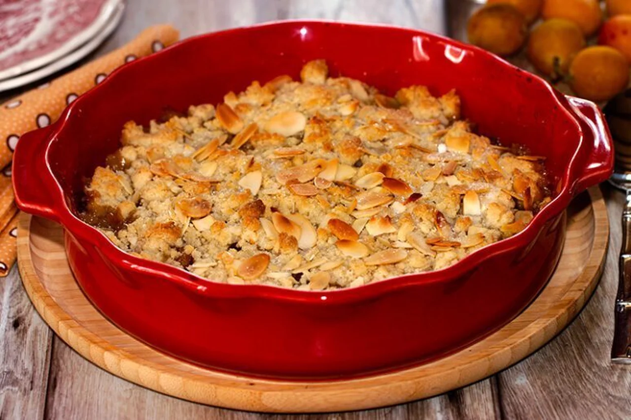 Cobbler aux mirabelles à la fève de tonka